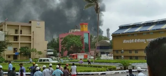 भारत पेट्रोलियम के प्लांट में जबरदस्त विस्फोट के बाद लगी भीषण आग, 45 लोग घायल