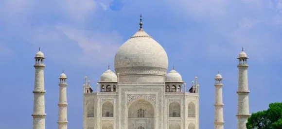 ताज महल समेत सभी ऐतिहासिक इमारतों में घूमना हुआ महंगा, बढ़ गया टिकट का चार्ज