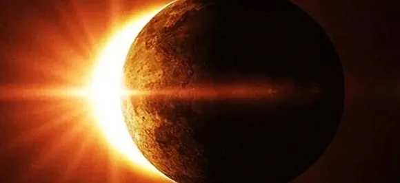 Surya Grahan 2018: सुपर ब्लड मून के बाद 11 अगस्त को नज़र आएगा सूर्यग्रहण, जानें इससे जुड़ी खास बातें