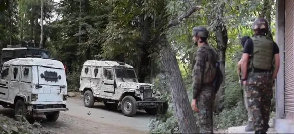 जम्मू-कश्मीरः आतंकवादियों ने नागरिक का किया अपहरण, शव को किया गोलियों से छलनी