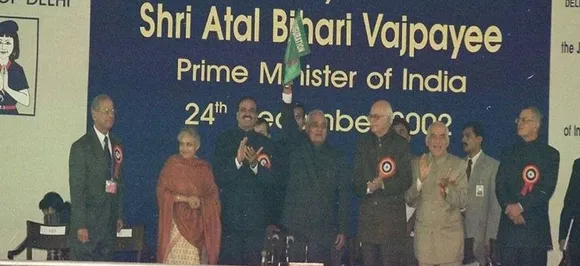 दिल्ली मेट्रो में सफर करने वाले पहले यात्री थे अटल बिहारी वाजपेयी, पढ़ें पहली बार कहां गए थे
