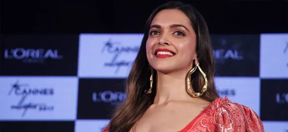 दीपिका की स्माइल देखकर पिघला रणवीर सिंह का दिल, फोटो पर कुछ ऐसे दिया रिएक्शन