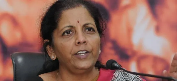 कर्नाटक: बाढ़ प्रभावित कोडागू दौरे पर गईं निर्मला सीतारमण, मंत्री से हुई बहस