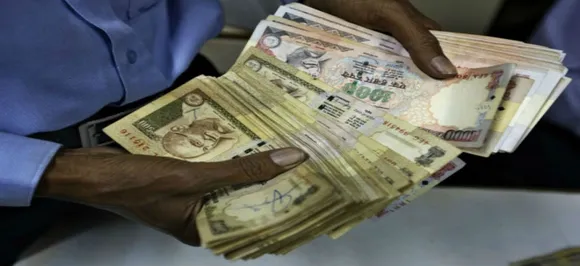 आंकड़ों में नोटबंदी : 2.25 लाख करोड़ रुपए का पड़ा बोझ, फायदा केवल 13 हजार करोड़ रुपए का
