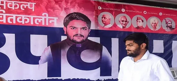 6 दिनो से भूख हड़ताल पर हार्दिक पटेल, आप विधायक ने अहमदाबाद जाकर की मुलाक़ात