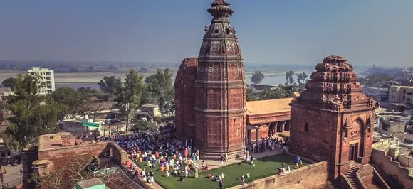 Sri Krishna Janmashtami 2018:  मदन मोहनजी मंदिर जहां स्थित है 3 और 2 फिट ऊंची कृष्ण-राधा की मूर्ति