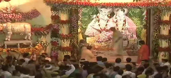 Sri Krishna Janmashtami 2018: आ गया यशोदा का लाल, देश भर में गूंज उठा जय कन्हैया लाल की...