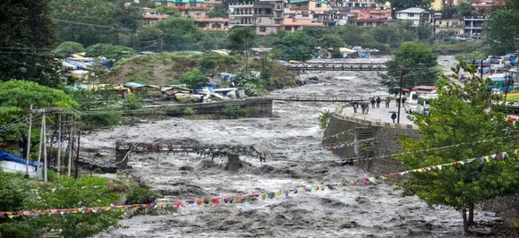 हिमाचल से लेकर कश्मीर तक आफत की बारिश, लापता IIT रुड़की के सभी छात्र सुरक्षित