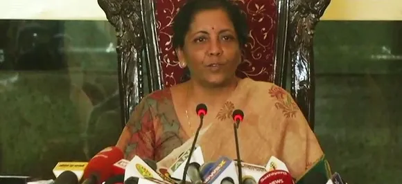 पाकिस्तान के खिलाफ सीमा पर जारी रहेगी सर्जिकल स्ट्राइक: रक्षा मंत्री निर्मला सीतारमण