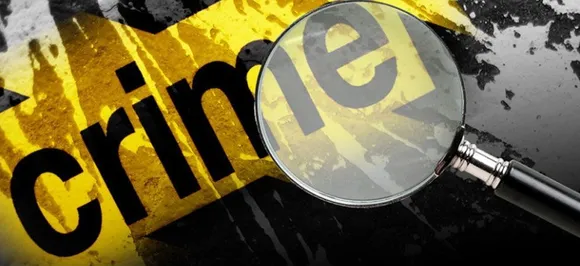 दुष्कर्म के आरोप में 'फ्राड बाबा' चढ़ा पुलिस के हत्थे,  दो महिला सहयोगियों के साथ गिरफ्तार