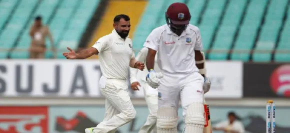 INDvsWI: भारत के विशाल लक्ष्य के सामने वेस्टइंडीज 94 रन पर 6 विकेट गंवाकर संकट में