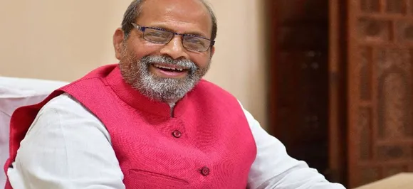 शिवराज के मंत्री इस्तेमाल कर रहे हैं दो पैन कार्ड, कांग्रेस ने चुनाव आयोग से की शिकायत