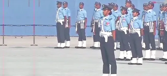 Airforce Day : 86वें स्थापना दिवस के मौके पर वायुसेना ने किया शक्ति प्रदर्शन, देखें तस्वीरें