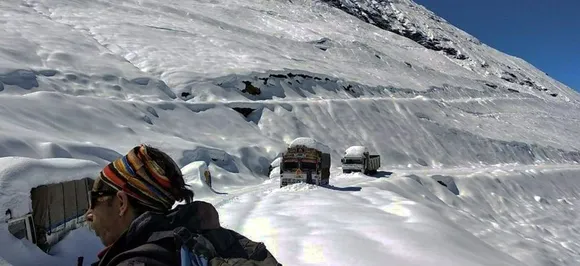 हिमाचल में बर्फ़बारी के बाद बढ़ी ठंड, शून्य से नीचे पहुंचा तापमान