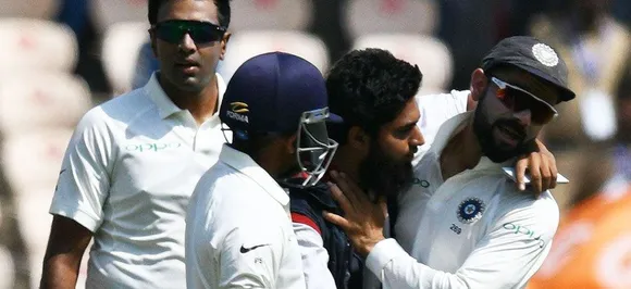 IndvsWI: विराट के साथ सेल्फी लेने की कोशिश करने वाले फैन के खिलाफ मामला दर्ज