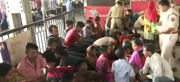 गुवाहाटी रेलवे स्टेशन से 31 बांग्लादेशी नागरिक गिरफ्तार, पिछले 3 साल से बैंगलोर में रहकर करते थे काम