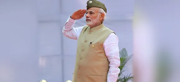 आजाद हिंद फौज के 75 साल: पीएम मोदी ने लाल किले पर फहराया तिरंंगा, कहा- नेताजी को भुलाने की हुई साजिश