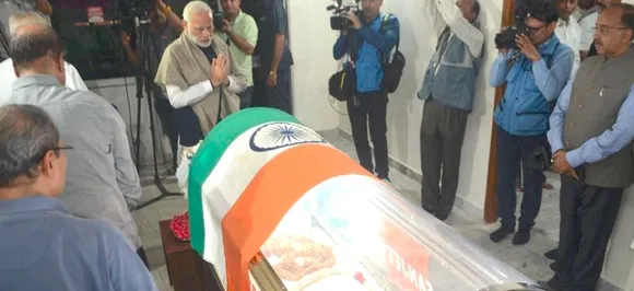 आज बेंगलुरु में अनंत कुमार की 'अंतिम यात्रा', बीजेपी नेताओं ने केंद्रीय मंत्री को दी श्रद्धांजलि