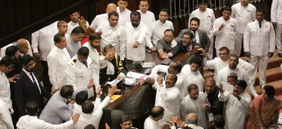 श्रीलंकाई संसद में फिर गतिरोध, सियासी संकट के बीच सोमवार तक स्थगित