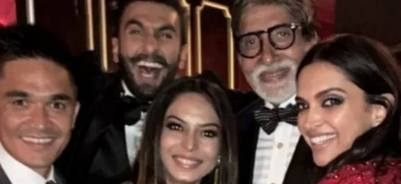 DeepVeer Reception: रणवीर संग 'जुम्मा चुम्मा' गाने पर जमकर नाचे बिग बी, वायरल हुआ वीडियो
