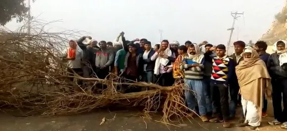राजस्थान में अशोक गहलोत का नाम आगे चलने से भड़के सचिन पायलट के समर्थक, पूरे प्रदेश में हंगामा-प्रदर्शन