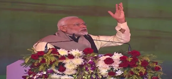 रायबरेली में बरसे पीएम मोदी, कहा- रक्षा सौदों में कांग्रेस का इतिहास मामा और अंकल वाला