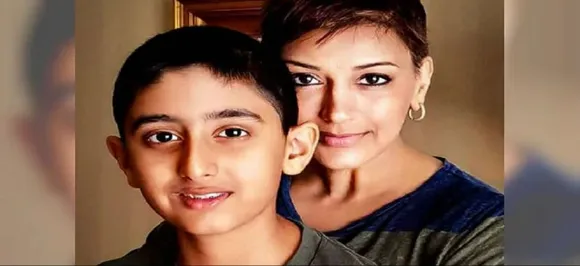 कैंसर से जूझ रहीं सोनाली बेंद्रे घर लौटने के बाद बेटे संग यूं बिता रही हैं समय