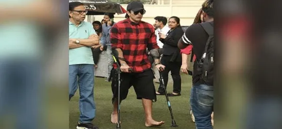 बैसाखी के सहारे चलने को मजबूर हुए बिपाशा बसु के पति करण सिंह ग्रोवर? वजह जानकर उड़ जाएंगे होश