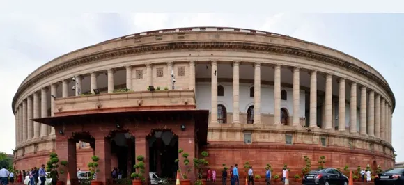 ट्रिपल तलाक बिल पर लोकसभा में गर्मागर्म बहस, कांग्रेस का जोरदार हंगामा