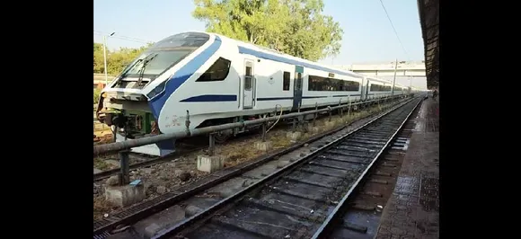 आज देश की पहली सेमी हाईस्पीड ट्रेन टी -18 का दिल्ली से प्रयागराज के बीच होगा रफ्तार परीक्षण