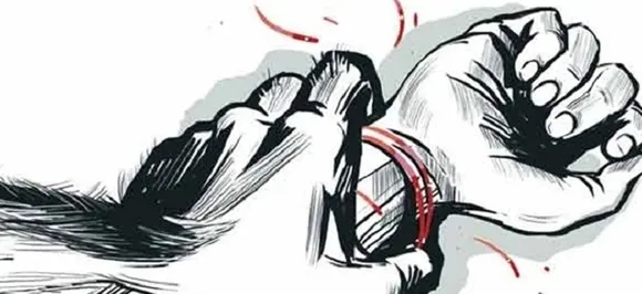 पहले फेसबुक पर की दोस्ती फिर रेप को दिया अंजाम, यूपी में खाकी हुई दागदार