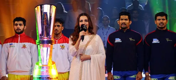 Pro Kabaddi League-6: यूपी को 7 अंकों से हराकर लगातार दूसरी बार फाइनल में पहुंचा गुजरात, बेंगलुरू से होगी भिड़ंत
