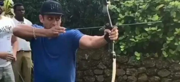Video: तीरंदाजी का भी शौक रखते हैं सलमान खान, निशाने पर मारे सारे तीर