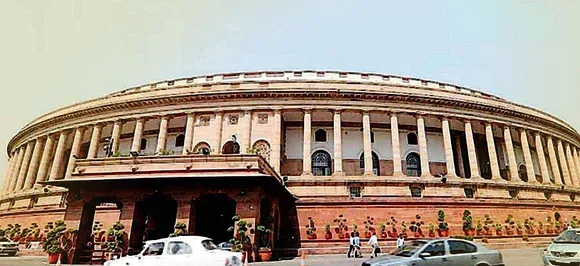 लोकसभा में आसानी से पास हो गया सामान्‍य वर्ग को आरक्षण वाला बिल, जानें राज्‍यसभा में क्‍या है गणित