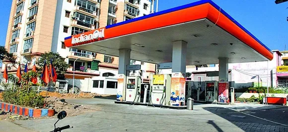 सवर्ण आरक्षण: पेट्रोल पंप और गैस एजेंसी के मालिक बन सकेंगे गरीब सवर्ण? जानें पूरा मामला