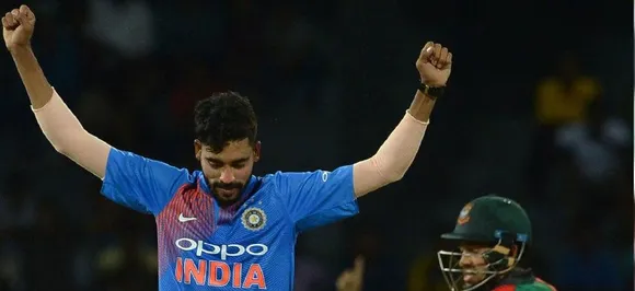 IND vs AUS: डेब्यू मैच में मोहम्मद सिराज के नाम दर्ज हुआ अनचाहा रिकॉर्ड, देखें आंकड़े