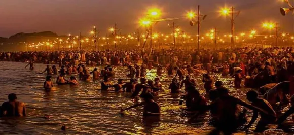 कुंभ 2019 : राम मंदिर निर्माण के लिए रोज 33000 दीये जला रहे साधु संत