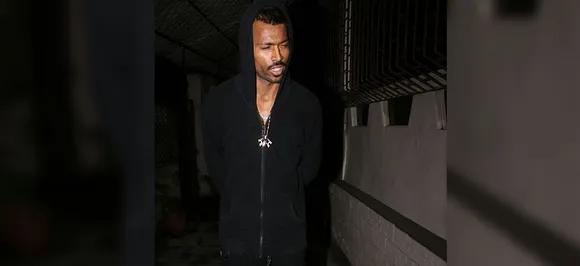 Koffee With Karan विवाद का हार्दिक पांड्या पर पड़ा है बुरा असर, घर से बाहर तक नहीं निकल रहे