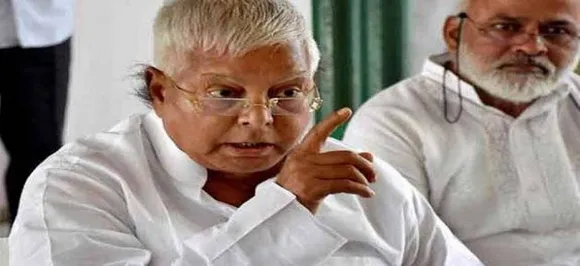 लालू यादव का विरोधियों को जवाब- वह मुर्दा समझ रहे हैं, उन्हें कहो मैं मरा नहीं हूं