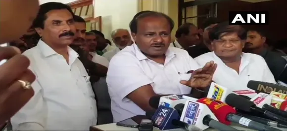 टला नहीं है कर्नाटक सरकार का संकट, कुमारस्‍वामी ने बीजेपी पर लगाए विधायकों के खरीद-फरोख्‍त के आरोप