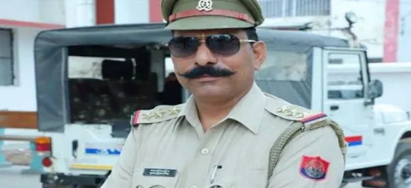 बुलंदशहर हिंसा : इंस्पेक्टर सुबोध कुमार सिंह का मोबाइल फोन मुख्य आरोपी के घर से बरामद