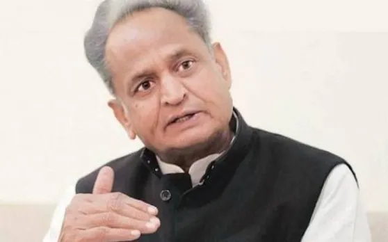 राजस्थान : छात्रों ने मुख्यमंत्री अशोक गहलोत को दिखाए काले पम्‍फलेट, GO BACK के लगाए नारे