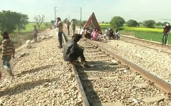 बीजेपी सरकार ने गुर्जर समुदाय के लिए 5 प्रतिशत आरक्षण का प्रावधान किया था, लेकिन..