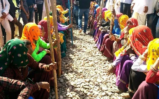 गुर्जर आरक्षण : क्या बोले गुर्जर नेता जब सरकारी फरमान लेकर पहुंचे अधिकारी