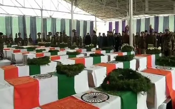 इन जवानों ने फिदायीन हमले में दे दी अपनी जान, देखें 40 शहीदों की तस्वीरें