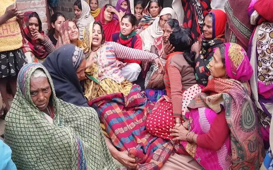 वाराणसी:  शहीद की पत्नी बोली दिल को चैन तब मिलेगा जब मोदी जी पाकिस्तान को देंगे मुंहतोड़ जवाब