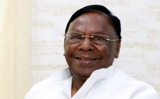 पुडुचेरी: 6 दिनों से धरने पर बैठे सीएम नारायणसामी ने केंद्र सरकार से हस्तक्षेप की मांग की, केजरीवाल ने पहुंचकर दिया समर्थन