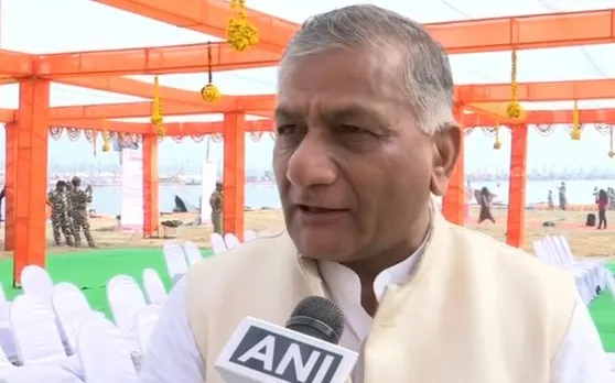 आतंकी हाफिज के संगठनों पर बैन लगाने पर बोले वीके सिंह, पाक पर बढ़ रहा अंतर्राष्ट्रीय दबाव