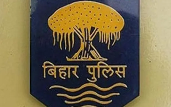 बिहार: अब ड्यूटी के दौरान मोबाइल इस्तेमाल नहीं कर पाएंगे पुलिवकर्मी, पाबंदी लगी