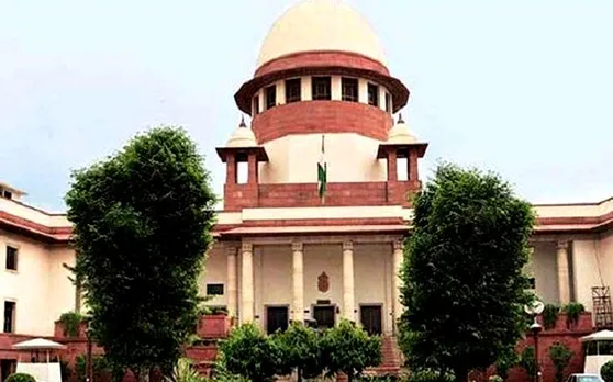 अवमानना केस में प्रशांत भूषण को सुप्रीम कोर्ट से नहीं मिली राहत, मांगनी पड़ी माफी